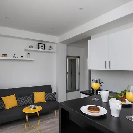Siblings Apartment *